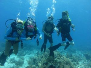 Scuba divers complete their scuba certification aboard Caribbean Dream with her captain who is a dive instructor