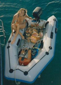 Children learn to free dive during their yachting holiday in the BVI