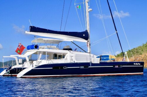 luxury catamaran for charter